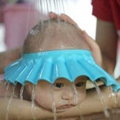 Baby Haare waschen